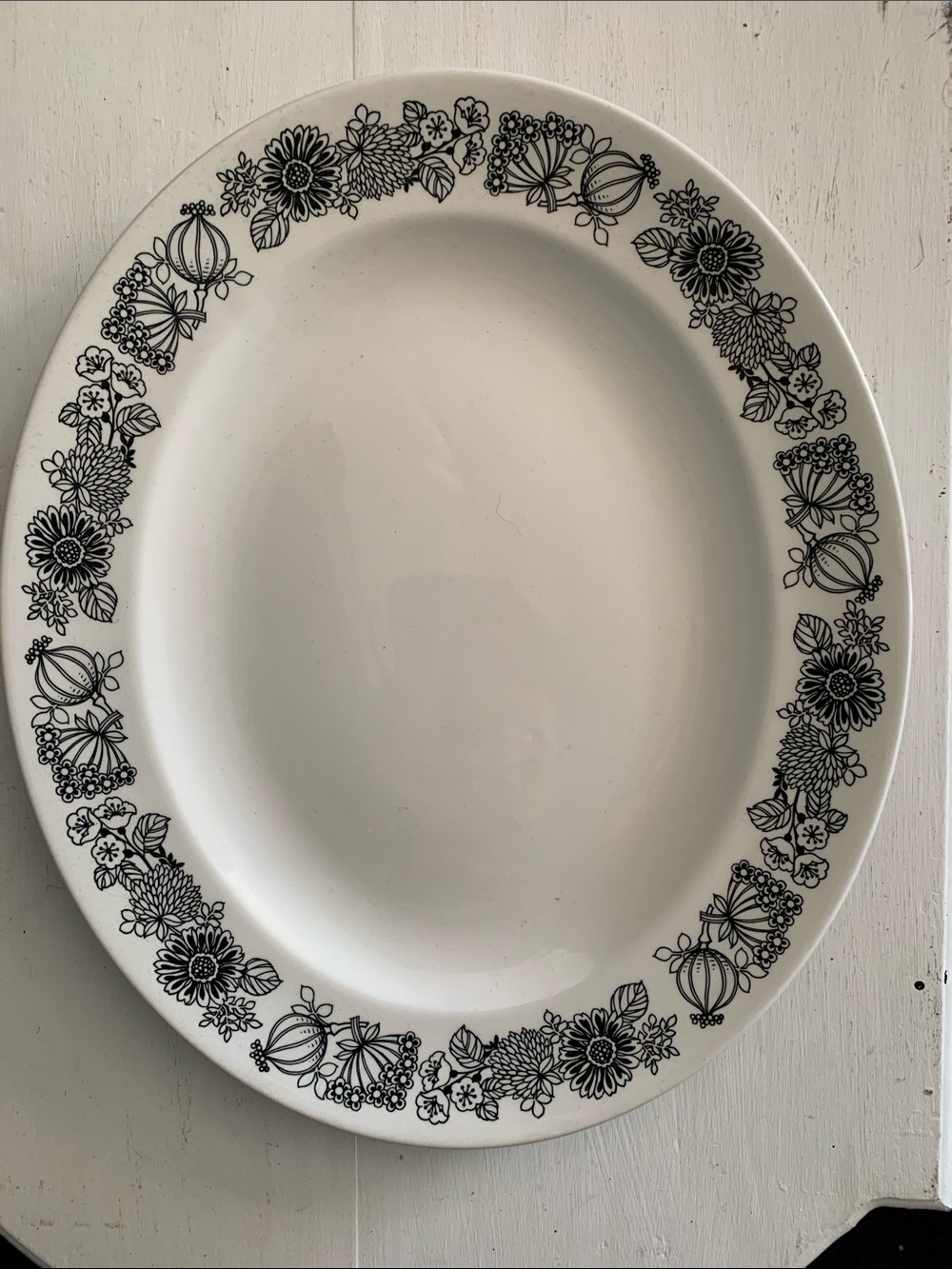 #543 White Ceramic Serving Platter with Black Floral Rim
